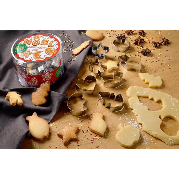 18-Piece Stainless Steel Christmas Cookie Cutters Set By Patisse 1