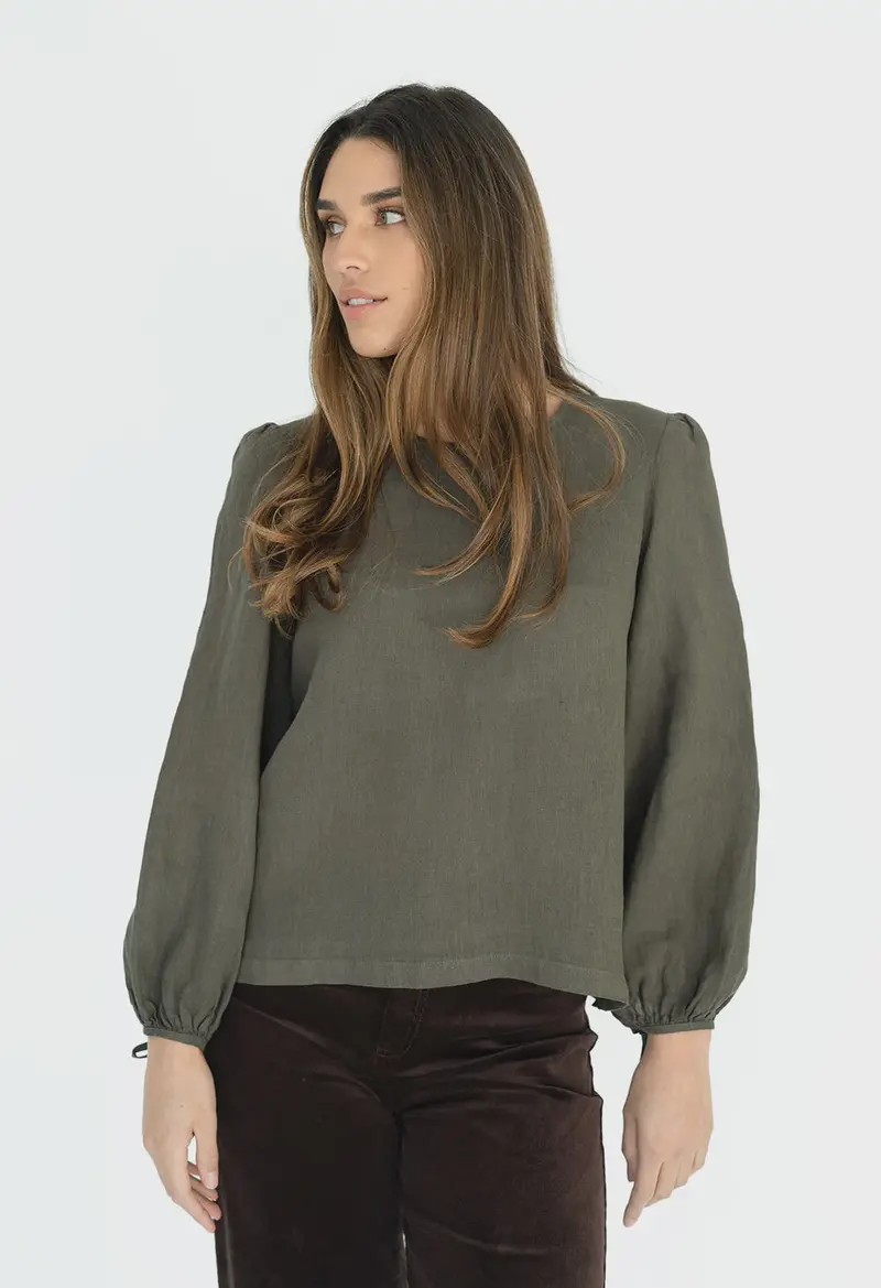 Demi Lightweight Blouse – Moss Green Natural Fiber Blend 1