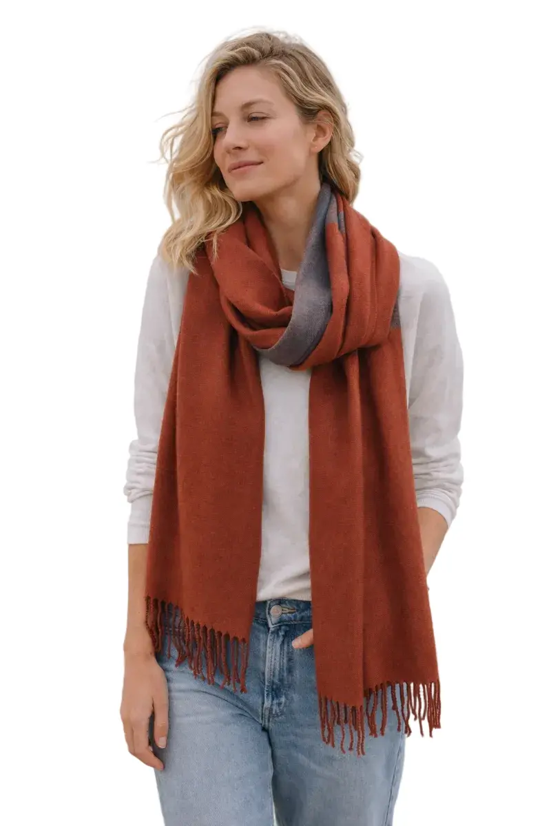 Double-Sided Pure Cashmere Scarf – Luxe Reversible Design 1