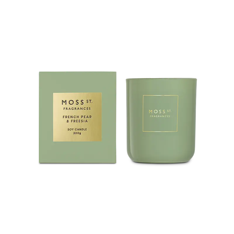French Pear And Freesia Elegance Soy Candle – 300G 1