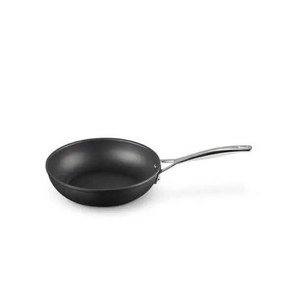 Le Creuset Toughened Non-Stick Deep Fry Pan – Premium Ceramic Coating 1