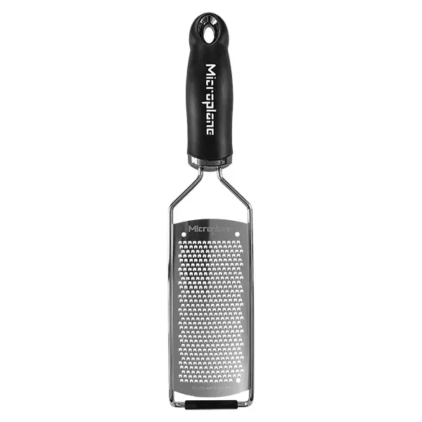 Microplane Gourmet Fine Grater – Black Zester For Cheese, Citrus & Spices 1