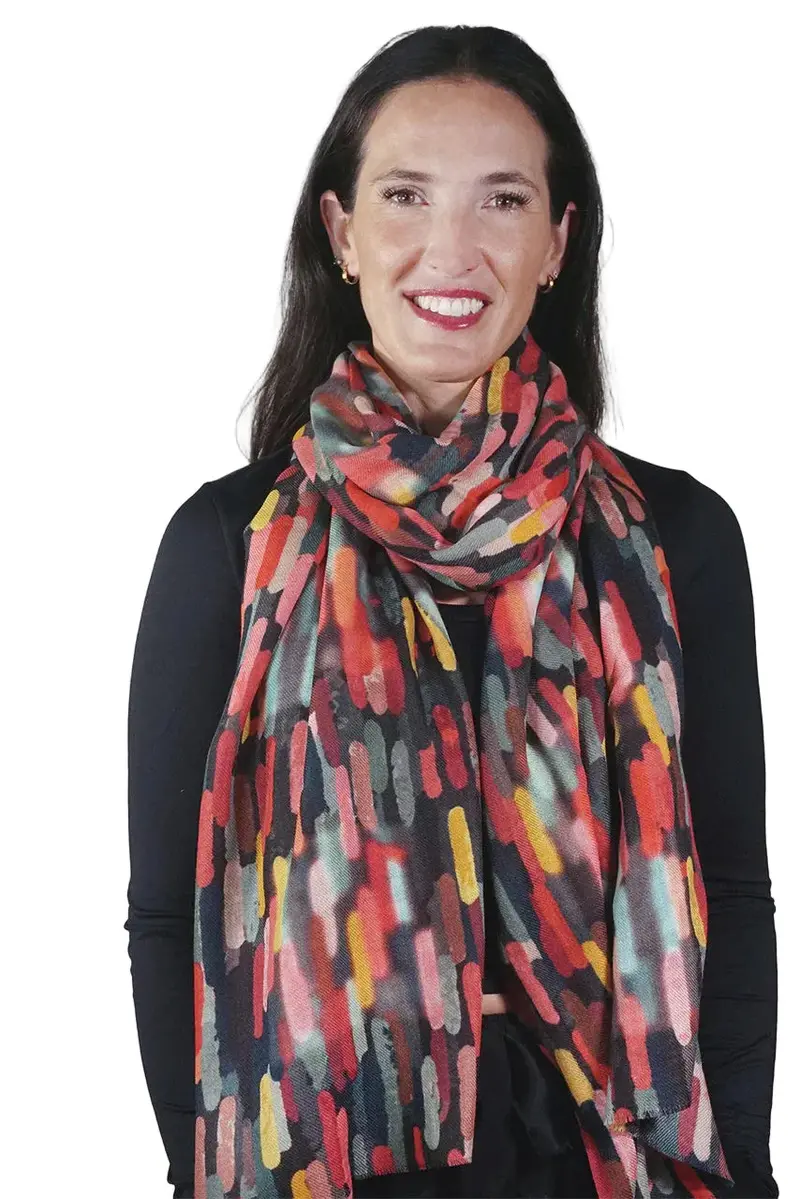 Motion Lights Wool Scarf – Dynamic Light-Reflective Texture 1