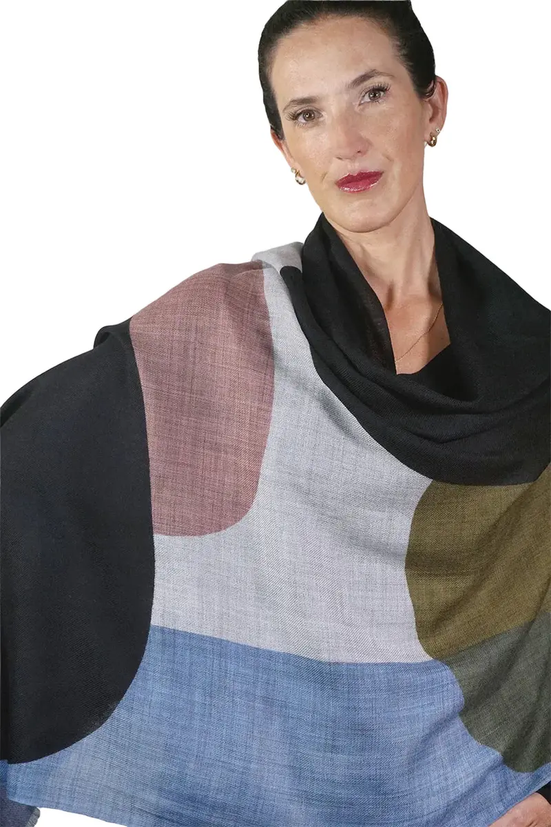 Muted Overlap Wool Scarf – Subtle Layered Design 1