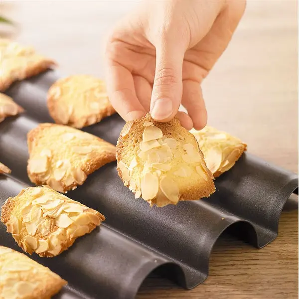 Non-Stick Steel Tuile Baking Sheet By Mathon 1