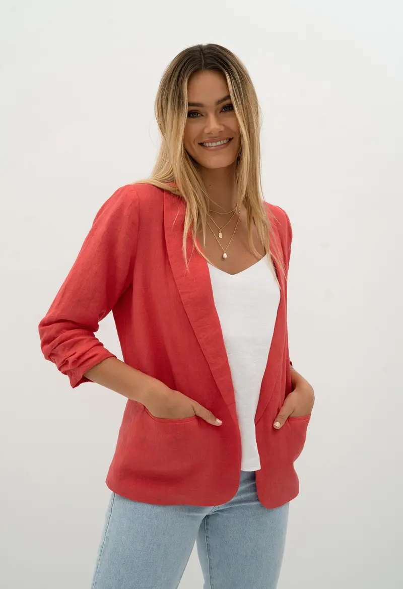 Seville Lightweight Quilted Jacket In Poppy Red 1