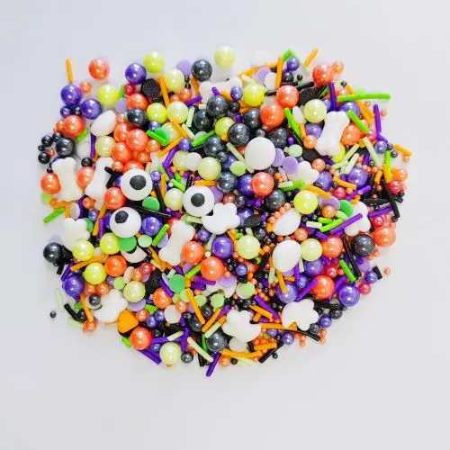Spooky Mix: Ghosts, Eyeballs, And Bones Confetti 1