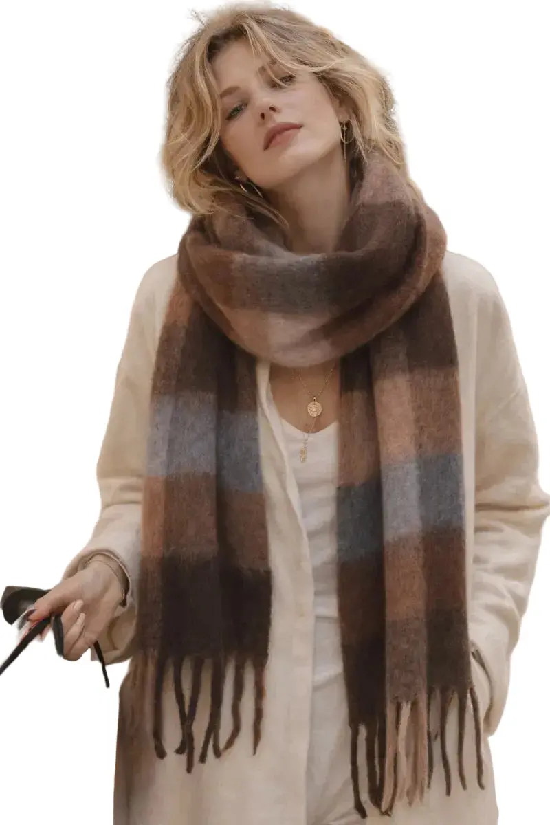 Winter Check Pattern Scarf – Cozy Wool-Blend Wrap 2